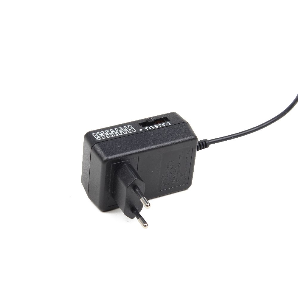 Laagspanning multifunctionele AC-DC adapter, 24 W