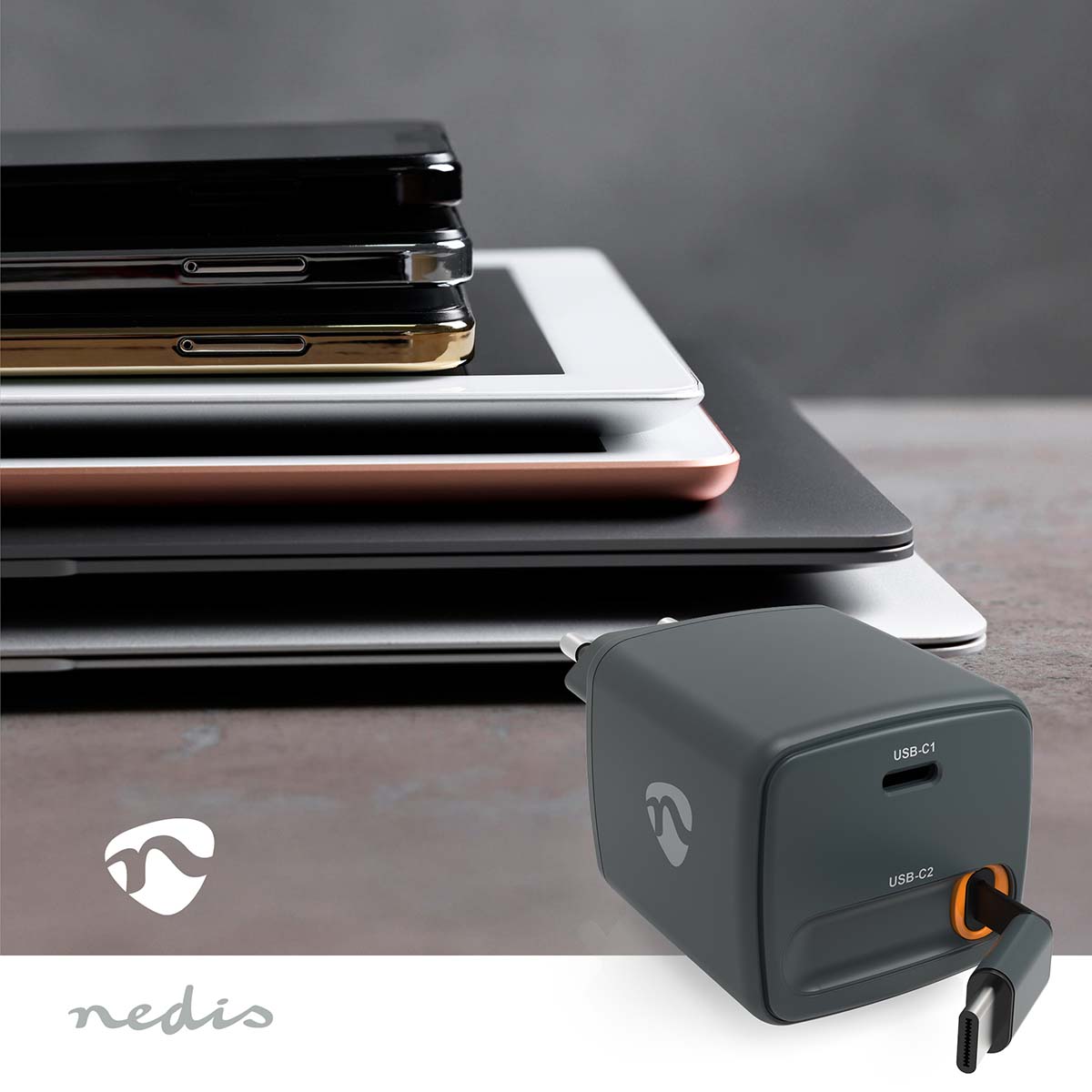 Oplader | Met intrekbare kabel | 30 W | GaN | PD3.0 30W | 1.5 / 2.0 / 2.5 / 3.0 A | Outputs: 1 | USB-C™ | USB-C™ intrekbare kabel | 0.75 m | Automatische Voltage Selectie | Zwart - Afbeelding 2